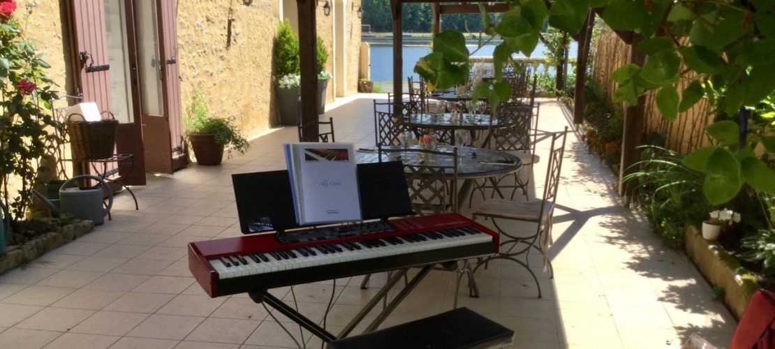 Music at Le Barrage, Mauzac