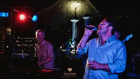 wedding pianist cornwall with band in france