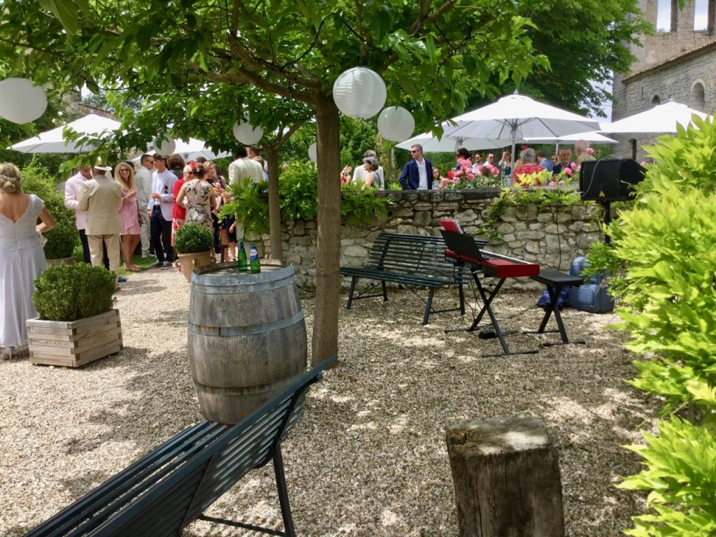 chateau de st paul cocktail party