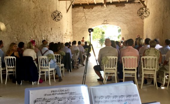 Wedding ceremony in Chateau Soulac