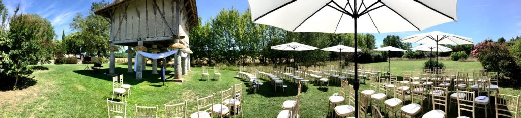 wedding pianist cornwall at outdoor service in france
